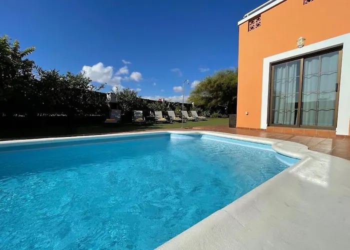 Golf Course With Private Heated Pool Costa De Antigua