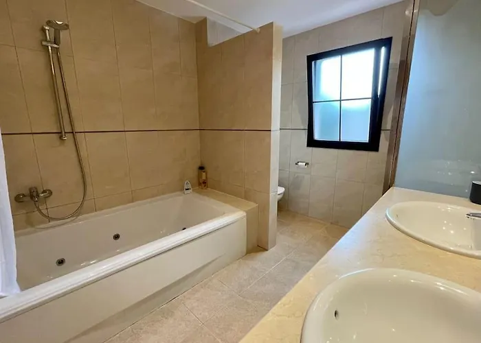 Villa Golf Course With Private Heated Pool *