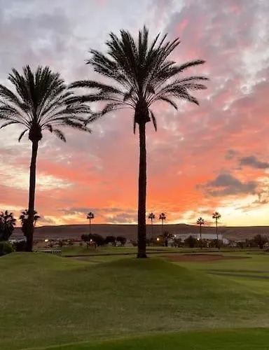 Golf Course With Private Heated Pool *