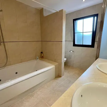 Villa Golf Course With Private Heated Pool *